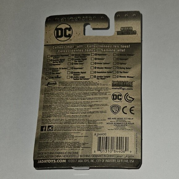 2 DC Nano Metalfigs SMALL 1.75" Figures Lot Diecast Metal Superman Wonder Woman - Picture 3 of 6